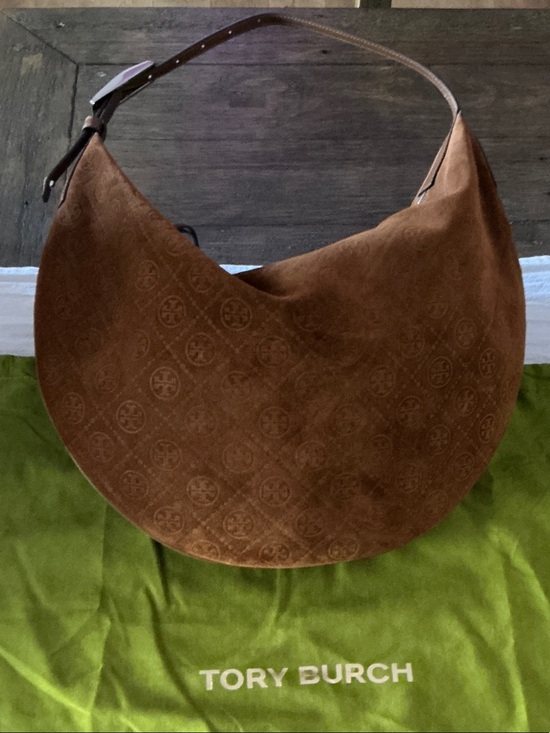 Tory Burch Handbags - Tory Burch Chestnut Suede half moon Bag